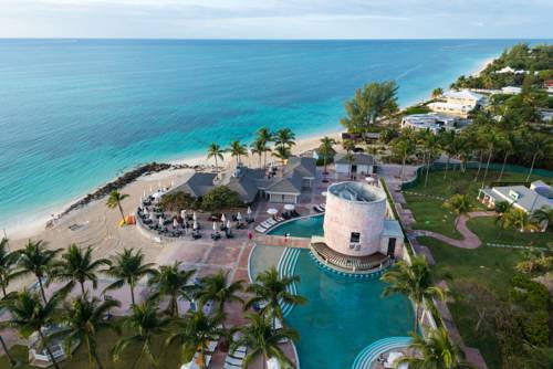 Memories Grand Bahama Beach Resort All Inclusive pool area